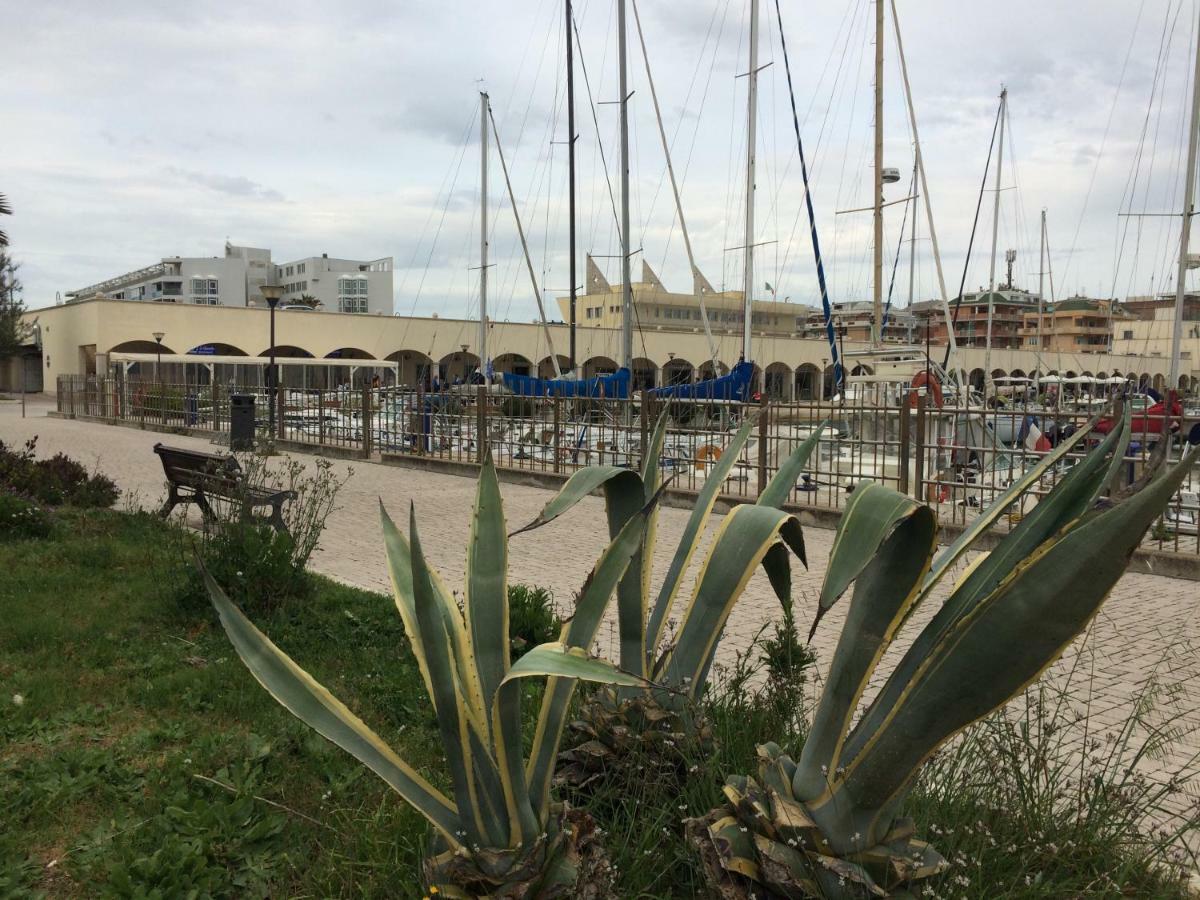 Casa Daniele Leilighet Lido di Ostia Eksteriør bilde